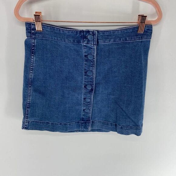 Madewell Medium Wash Full Button Denim Mini Skirt womens 2 - Picture 1 of 6